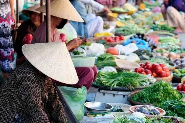 Hotspot Matrix: Biến Phú bà giàu sụ của Vbiz: Xây thành cơ hội marketing đột phá
